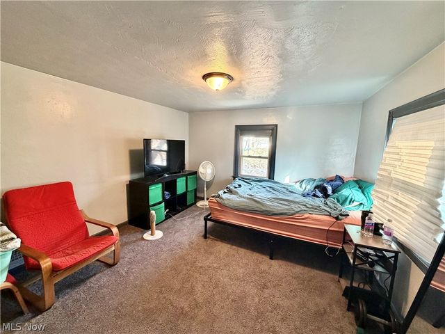 114 Penhale Avenue, Campbell, OH 44405