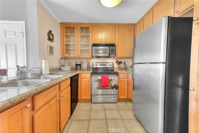 1023 Vista Del Cerro 302, Corona, CA 92879