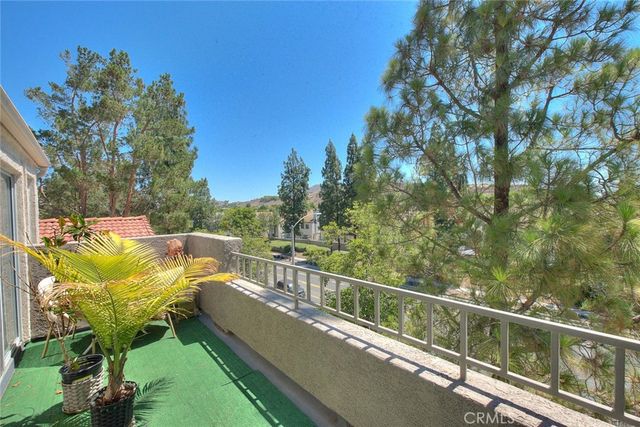 1023 Vista Del Cerro 302, Corona, CA 92879