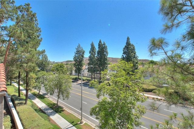 1023 Vista Del Cerro 302, Corona, CA 92879