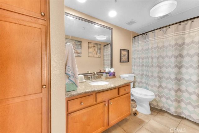 1023 Vista Del Cerro 302, Corona, CA 92879