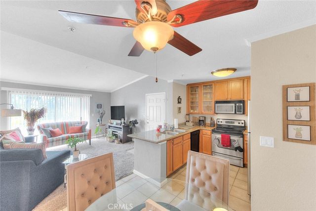 1023 Vista Del Cerro 302, Corona, CA 92879