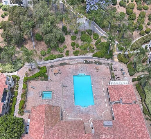 1023 Vista Del Cerro 302, Corona, CA 92879