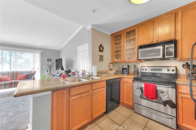 1023 Vista Del Cerro 302, Corona, CA 92879