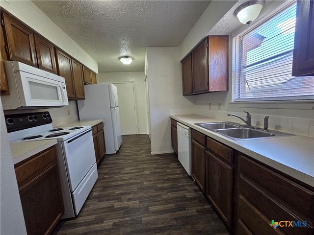 1802 Azalea Drive, Temple, TX 76502