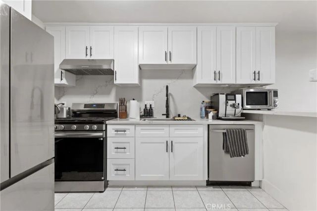 4427 Camero Avenue 4, Los Angeles, CA 90027