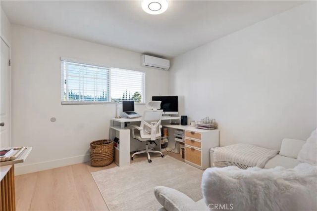 4427 Camero Avenue 4, Los Angeles, CA 90027