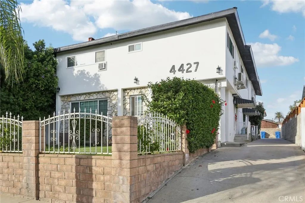 4427 Camero Avenue 4, Los Angeles, CA 90027