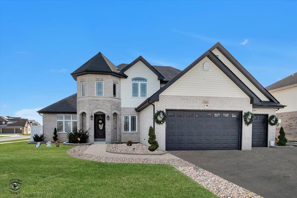 19811 Margaret Court, Lynwood, IL 60411