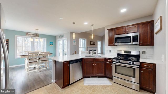 202 E BUCK POINT RD, Clayton, DE 19938