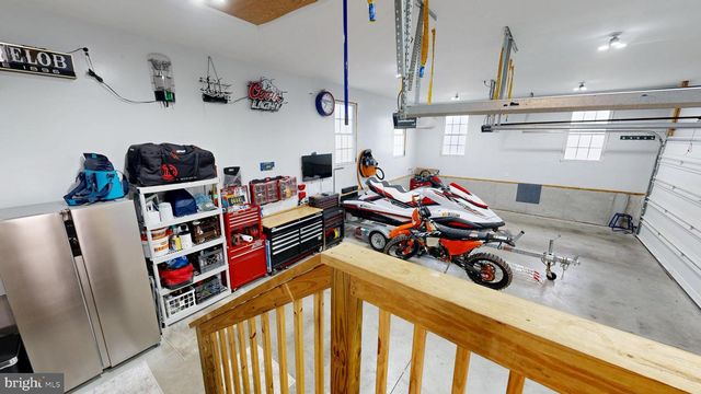 202 E BUCK POINT RD, Clayton, DE 19938