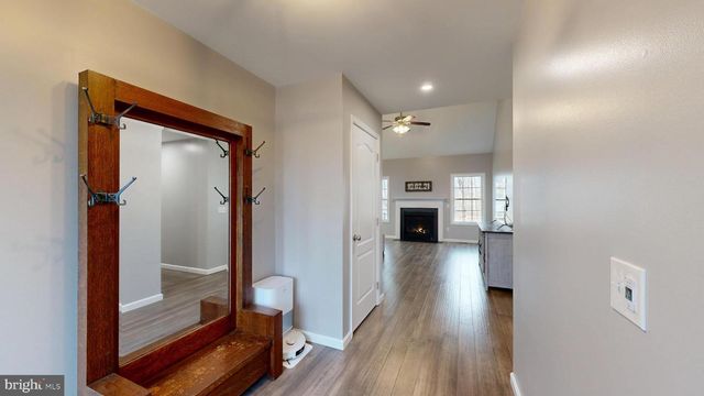 202 E BUCK POINT RD, Clayton, DE 19938