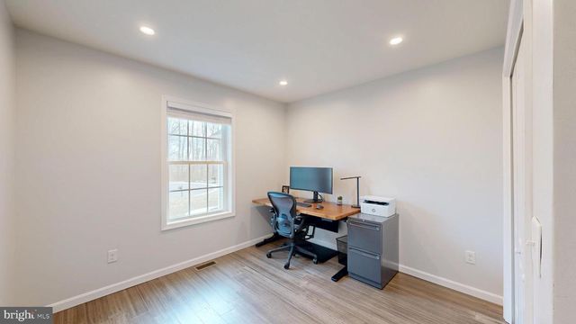 202 E BUCK POINT RD, Clayton, DE 19938