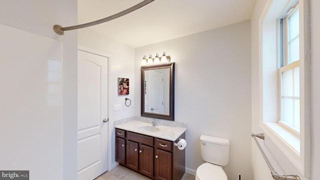 202 E BUCK POINT RD, Clayton, DE 19938