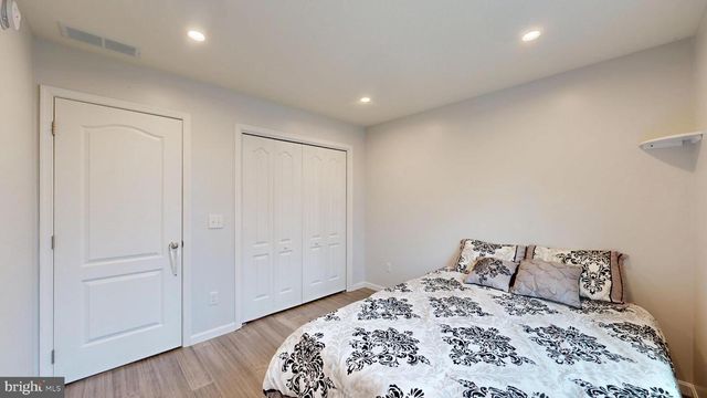 202 E BUCK POINT RD, Clayton, DE 19938