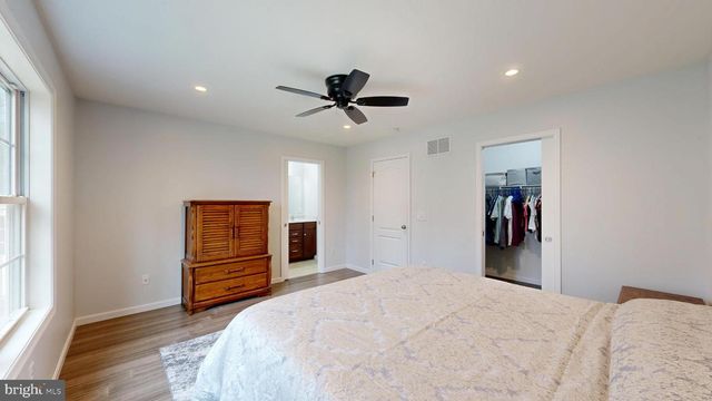 202 E BUCK POINT RD, Clayton, DE 19938