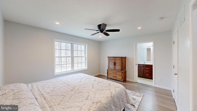 202 E BUCK POINT RD, Clayton, DE 19938