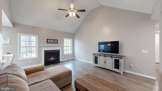 202 E BUCK POINT RD, Clayton, DE 19938