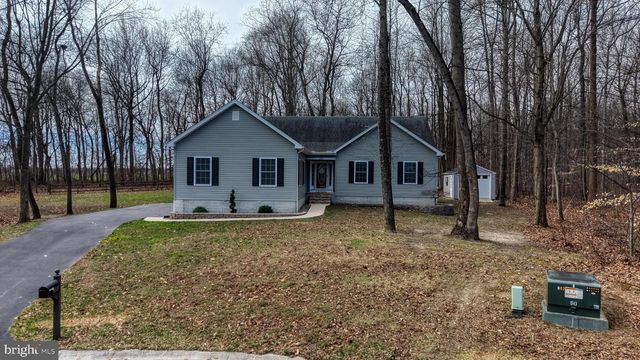 202 E BUCK POINT RD, Clayton, DE 19938