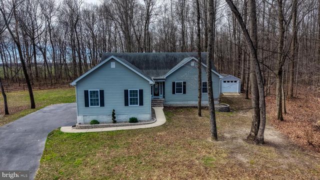 202 E BUCK POINT RD, Clayton, DE 19938