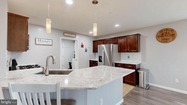 202 E BUCK POINT RD, Clayton, DE 19938