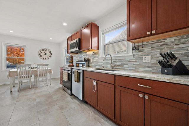 3367 S 68th STREET, Milwaukee, WI 53219