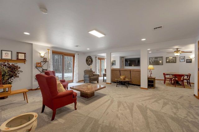 3877 SANDHILL DRIVE, Pulaski, WI 54162