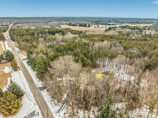 3877 SANDHILL DRIVE, Pulaski, WI 54162