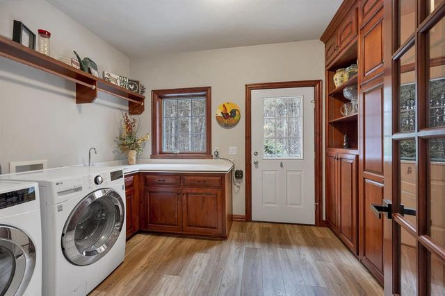 3877 SANDHILL DRIVE, Pulaski, WI 54162