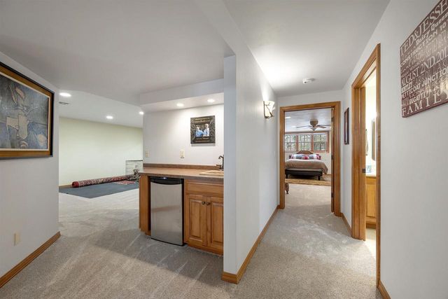 3877 SANDHILL DRIVE, Pulaski, WI 54162