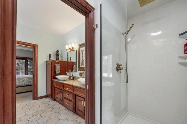 3877 SANDHILL DRIVE, Pulaski, WI 54162