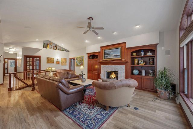 3877 SANDHILL DRIVE, Pulaski, WI 54162