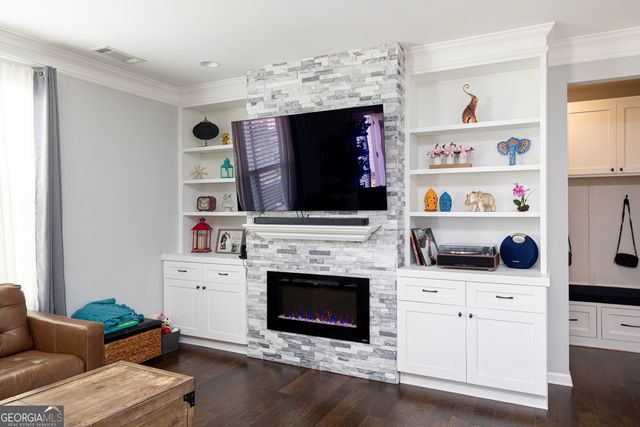 160 Archie Way, Woodstock, GA 30188