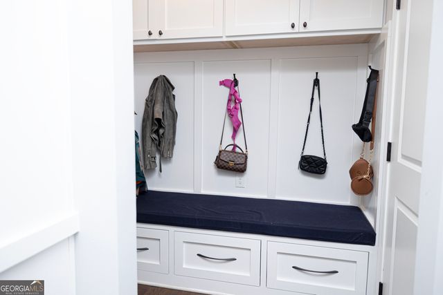 160 Archie Way, Woodstock, GA 30188