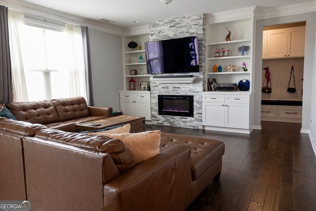 160 Archie Way, Woodstock, GA 30188