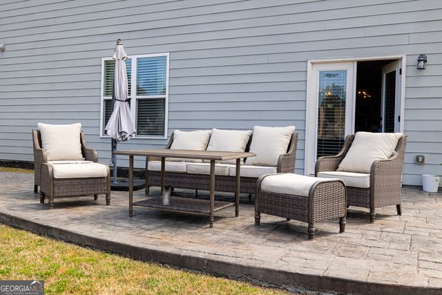 160 Archie Way, Woodstock, GA 30188