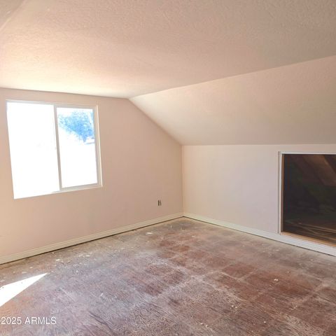 184 E HILLTOP Drive, Young, AZ 85554