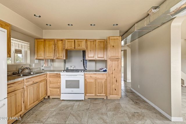 184 E HILLTOP Drive, Young, AZ 85554