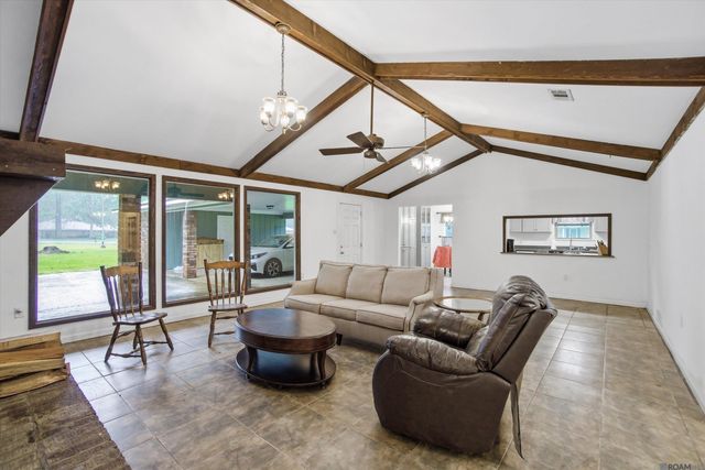 18306 Keystone Ave, Greenwell Springs, LA 70739