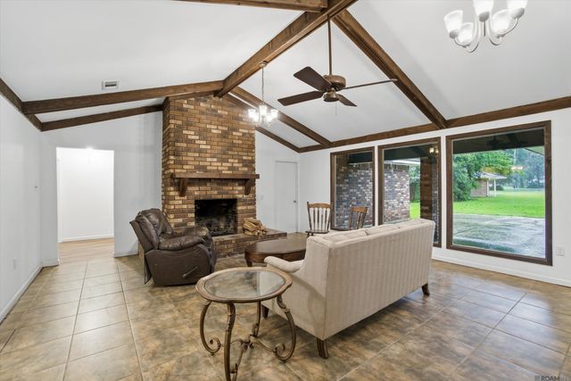 18306 Keystone Ave, Greenwell Springs, LA 70739