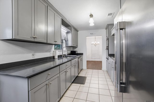 18306 Keystone Ave, Greenwell Springs, LA 70739