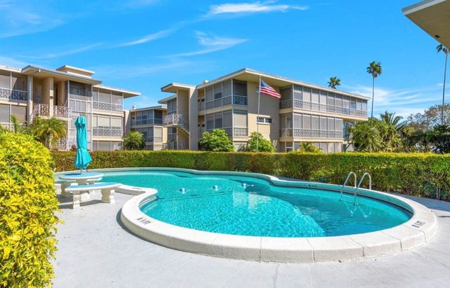 615 10TH AVENUE NE 1, St Petersburg, FL 33701