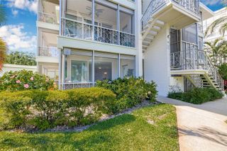 615 10TH AVENUE NE 1, St Petersburg, FL 33701