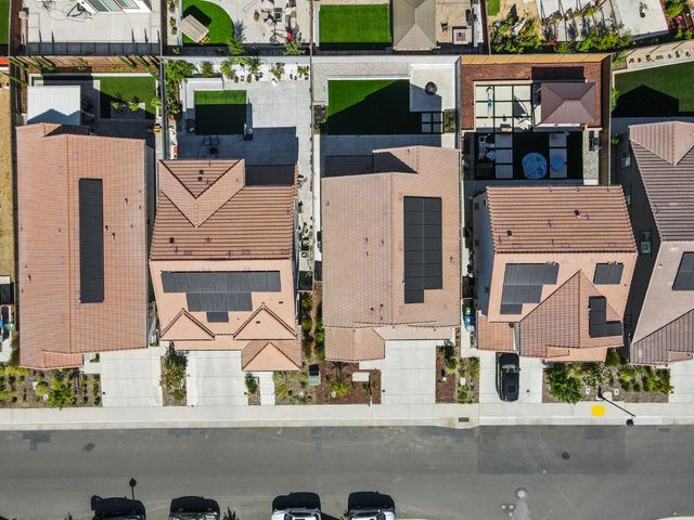 3394 Discovery Dr, Folsom, CA 95630