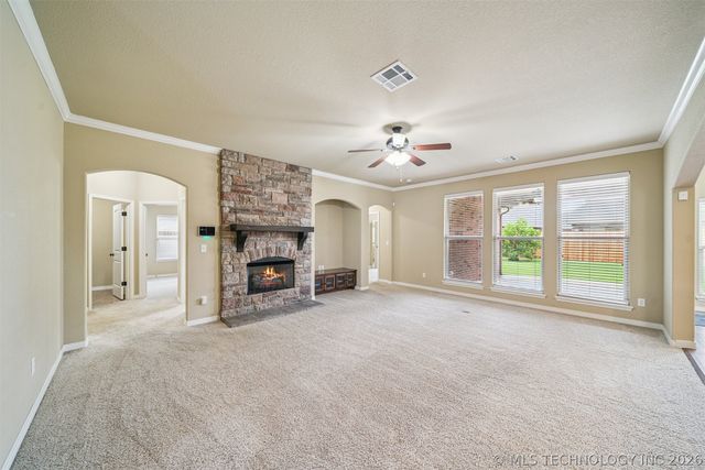 18610 E 42nd Place, Tulsa, OK 74134
