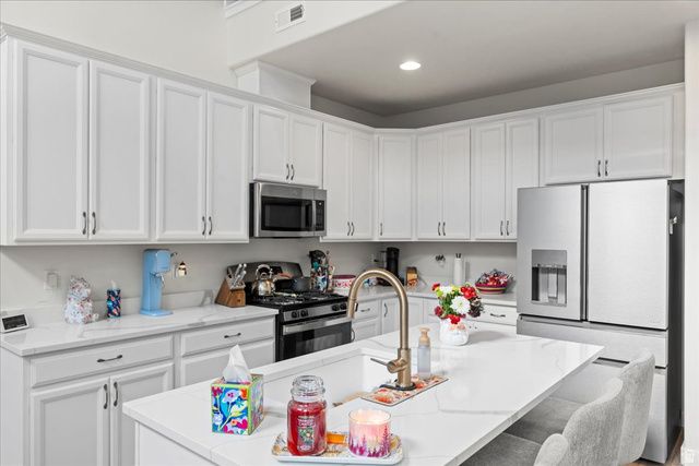 3321 W 3745 S, West Haven, UT 84401