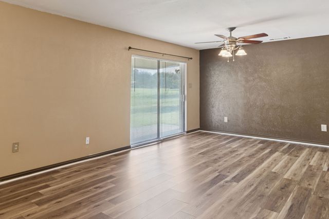 110 Lee Street, Farmersville, TX 75442