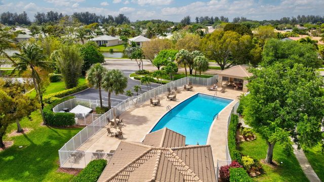 7832 Rockford Road, Boynton Beach, FL 33472