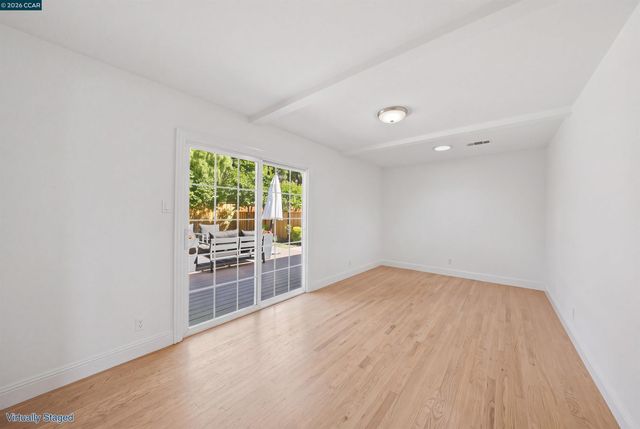 2282 Charlotte Ave, Concord, CA 94518
