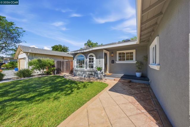 2282 Charlotte Ave, Concord, CA 94518